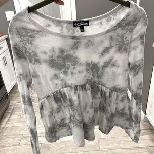 Long sleeve casual top